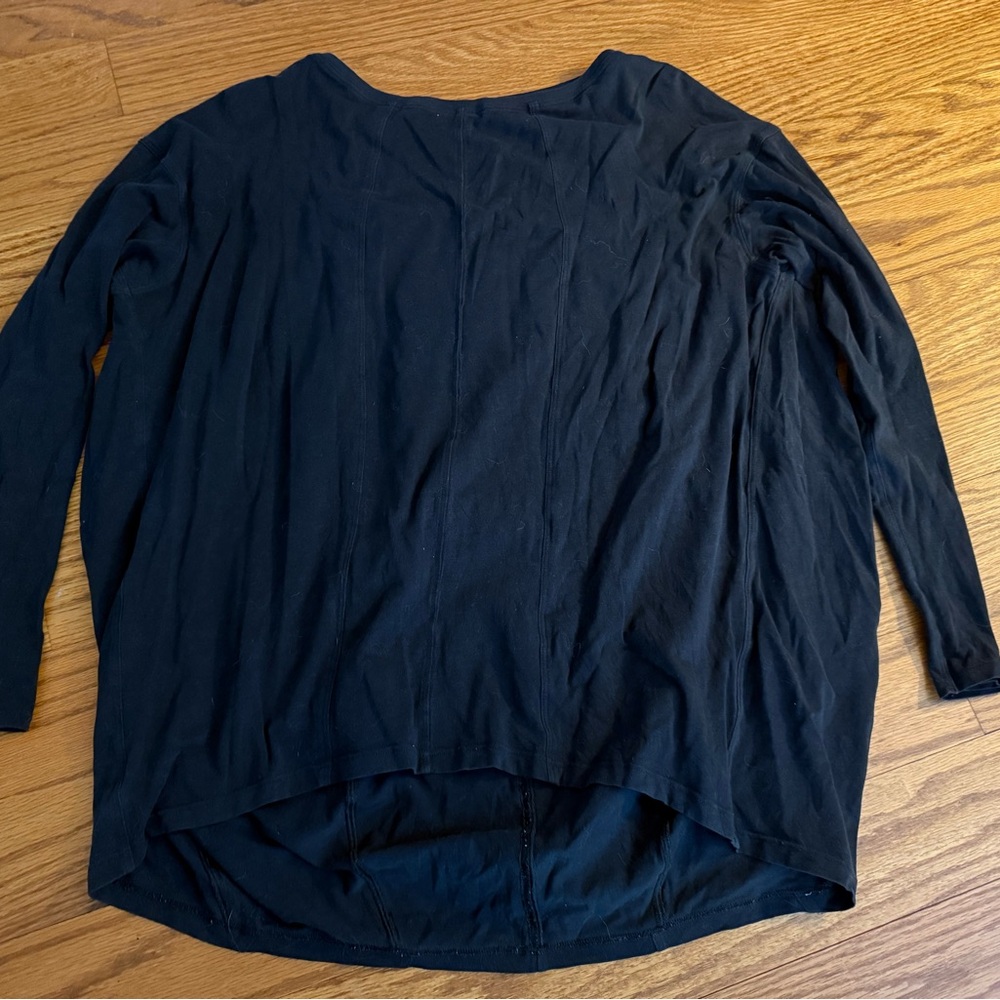 Lululemon Black Long Sleeve Top